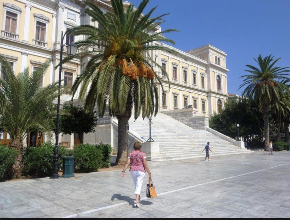Ermoupoli, Syros City Apartments Exterior photo